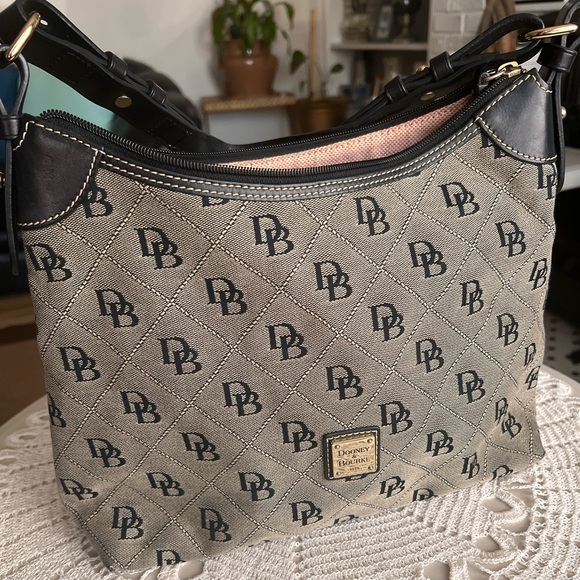 Dooney & Bourke Tan and Black Canvas Purse - Picture 2 of 14